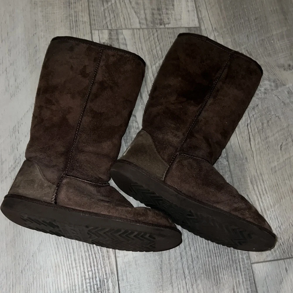 Ugg Classic Tall Boots Chocolate Brown 8 - Picture 8 of 14